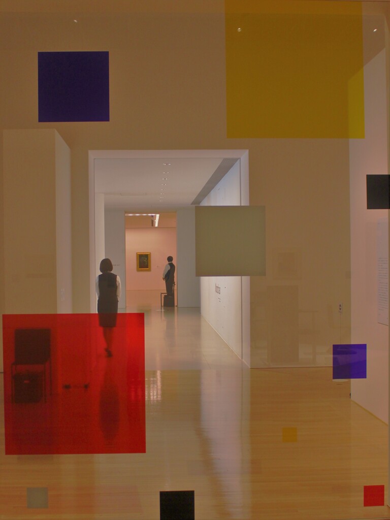 コンポジションを透かし見る　＜モンドリアン展にて＞