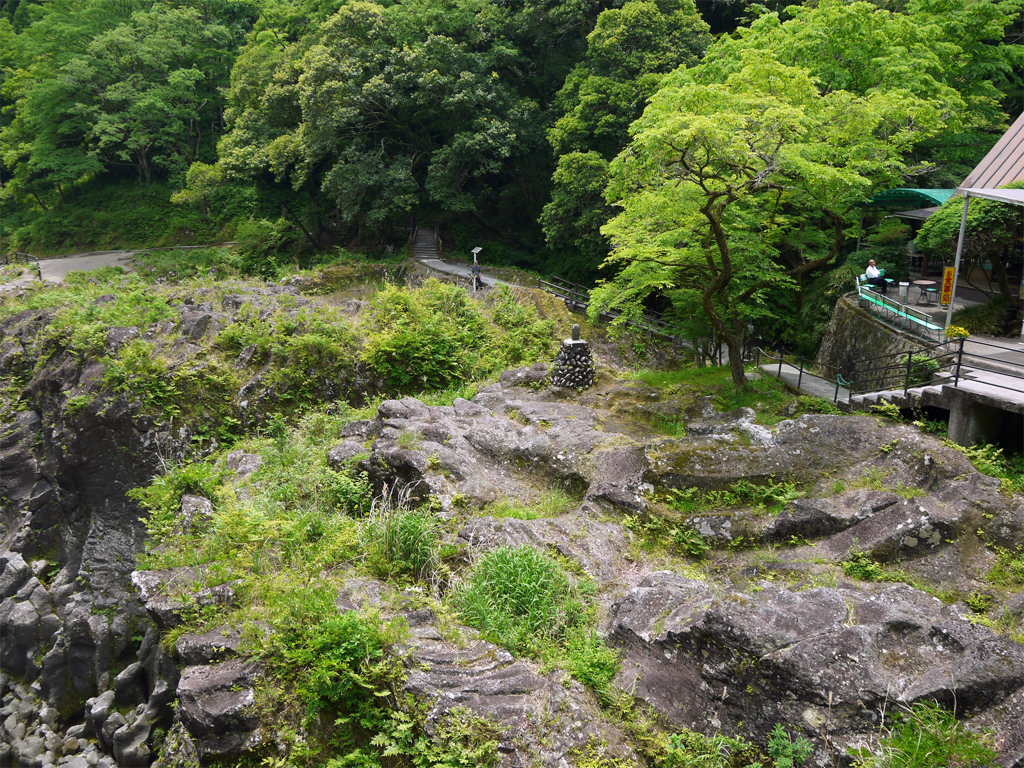 高千穂峡＠2013 ② 神橋から見下ろす