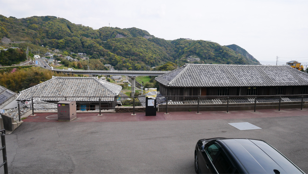 旧出津救助院の駐車場から