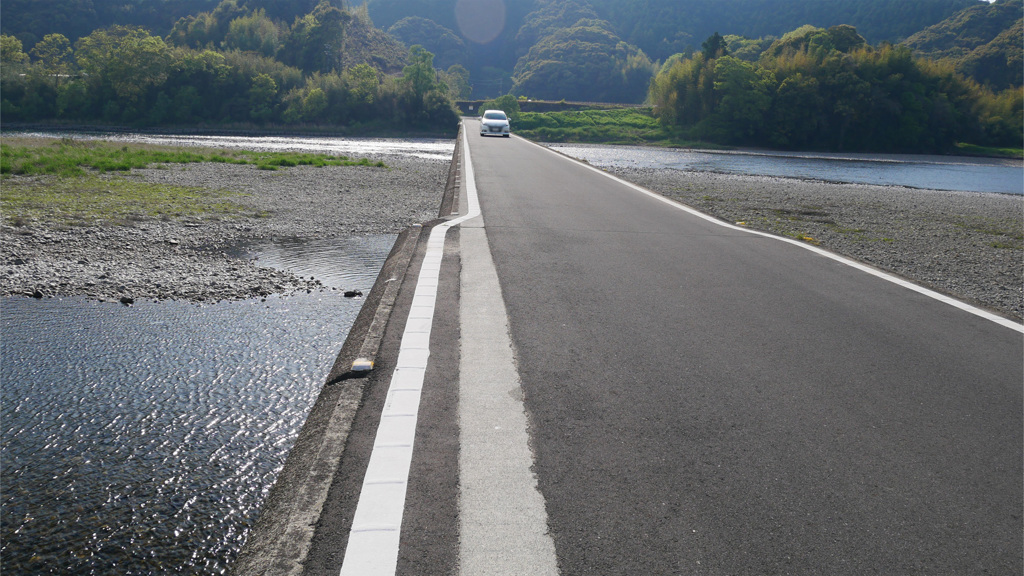 佐田沈下橋