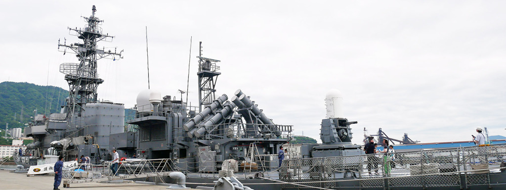 呉地方隊・艦艇一般公開 ② wide