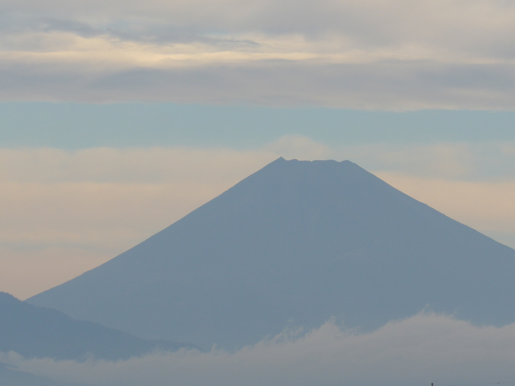１１月４日　朝の富士山