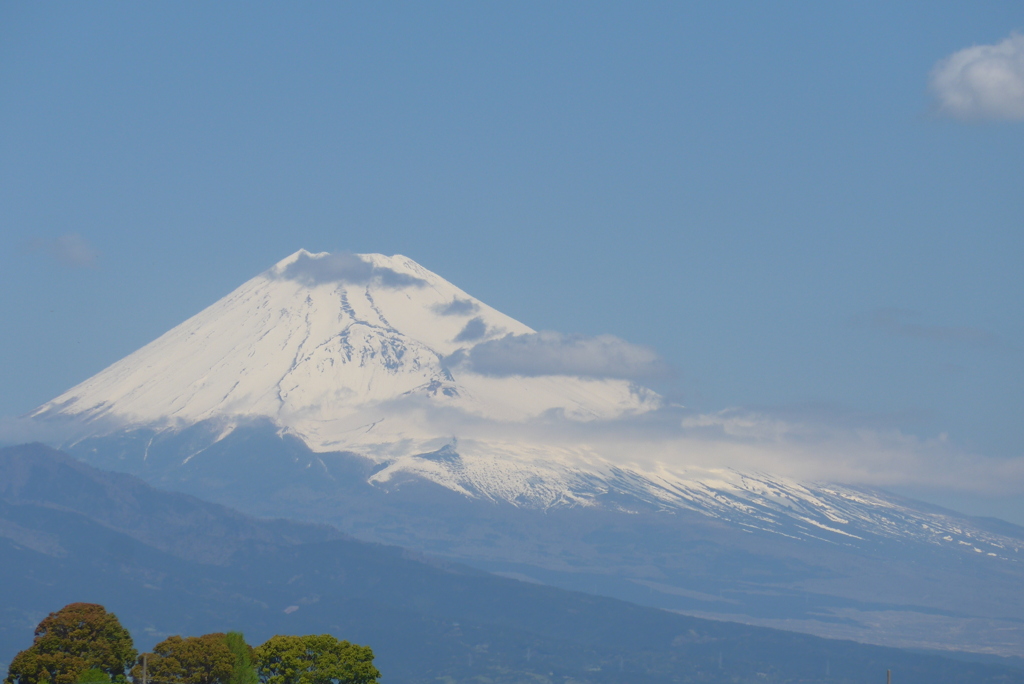 P1220165　4月25日 今日の富士山