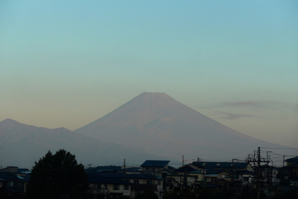 P1370059_edited　11月13日 今朝の富士山