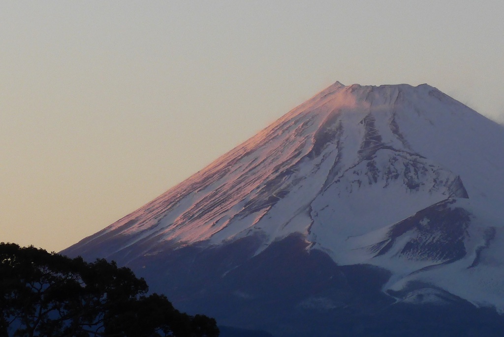 P1200659　3月5日 今夕の富士山（17時49分）