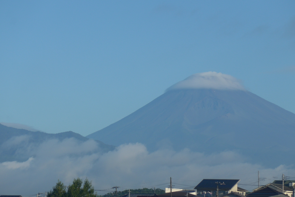 P1280259　8月20日 今朝の富士山