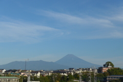 P1390087　9月26日 今朝の富士山と空