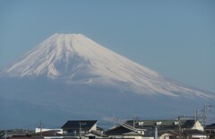 P1001240 (2)　3月26日 今朝の富士山
