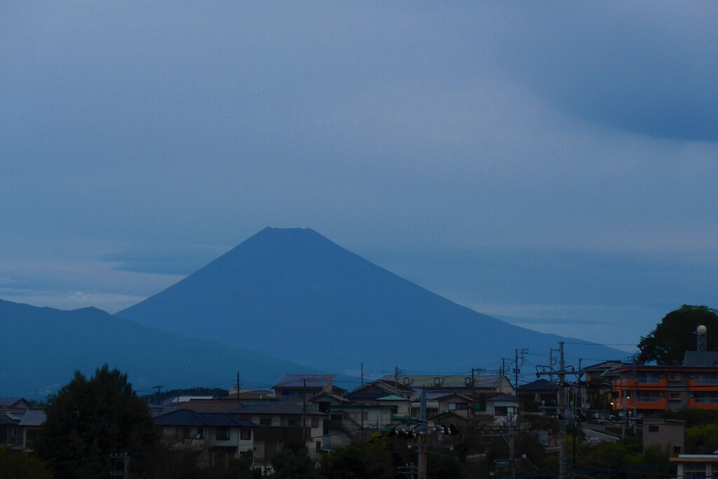 P1310593 (2)　10月22日 今朝の富士山
