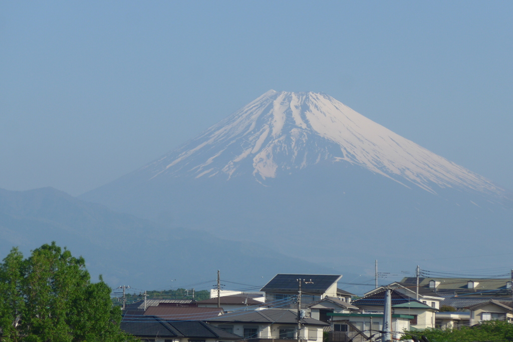 P1380450　5月1日 今朝の富士山