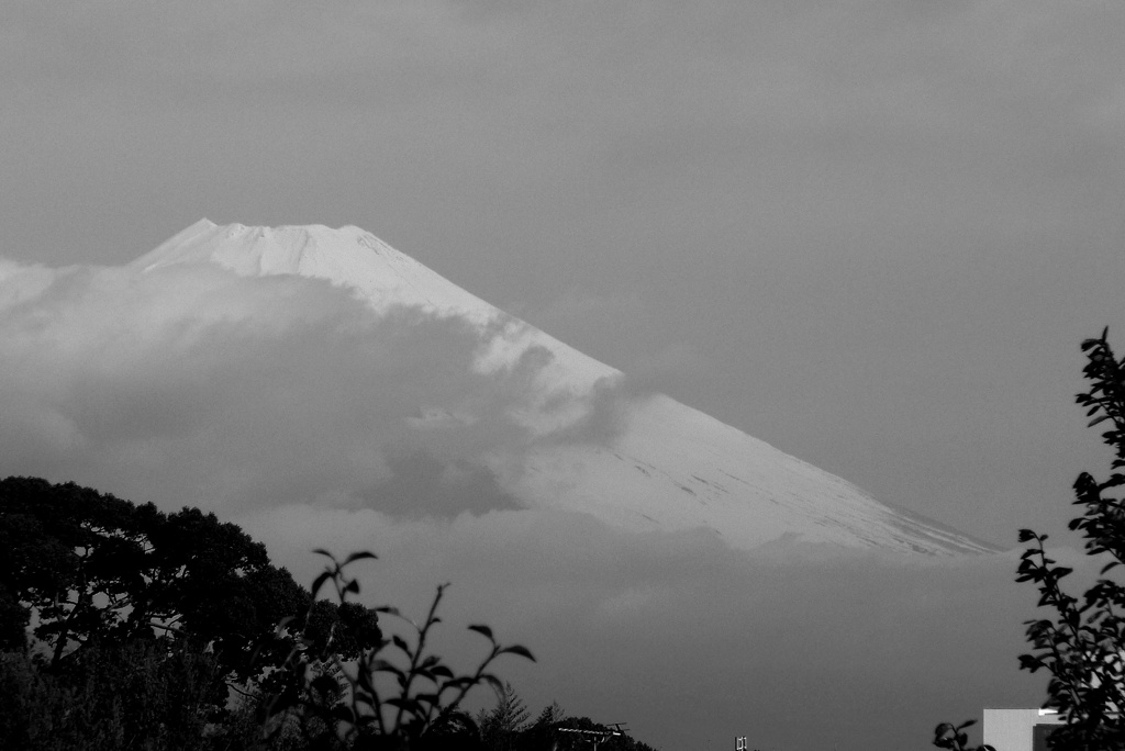P1210511　4月7日 今朝の富士山
