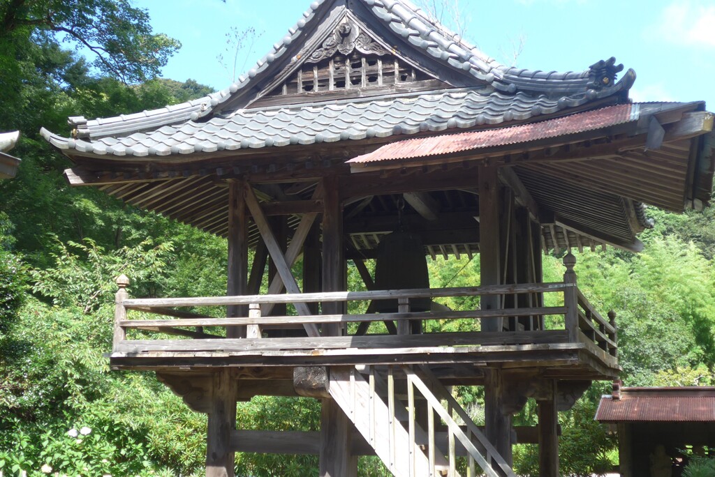 P1330984 (2)　伊豆高源寺鐘楼門