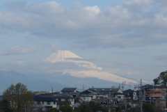 P1370990　4月4日 今朝の富士山