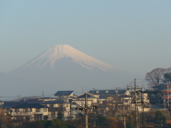 P1070731　３月の富士山