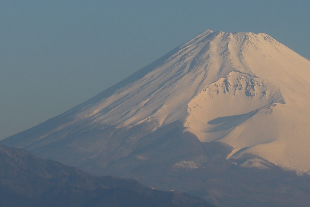 P1210153　3月24日 6時48分の富士山