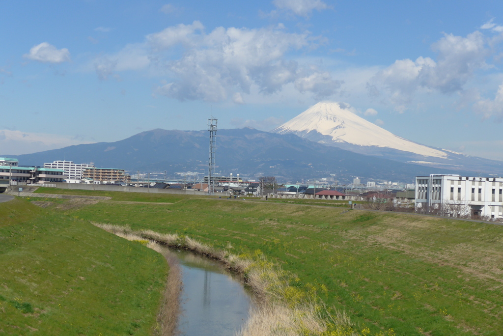P1200931　3月16日 今日の富士山