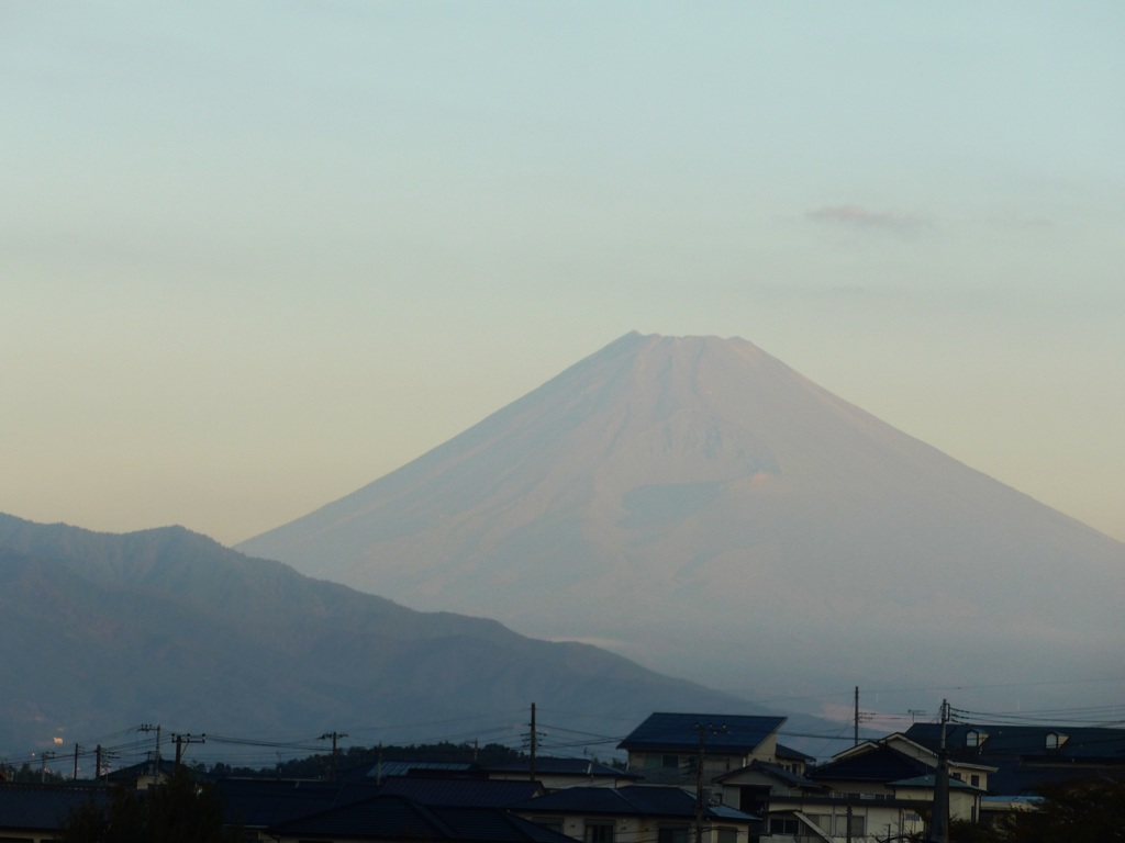 P1110854　10月9日 朝の富士山