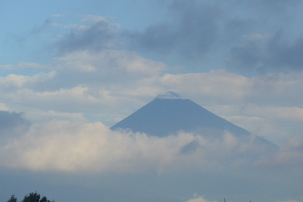 P1360790　9月20日 今朝の富士山