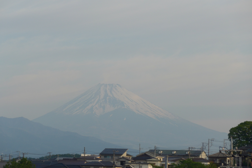 P1150577 (2)　5月11日 今朝の富士山