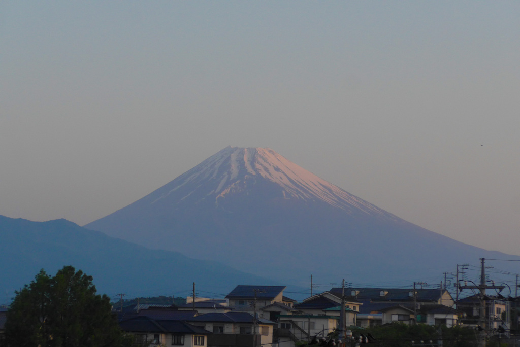 P1350589 (2)　5月4日 今朝の富士山