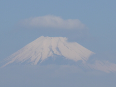 P1080400　４月10日 朝の富士山