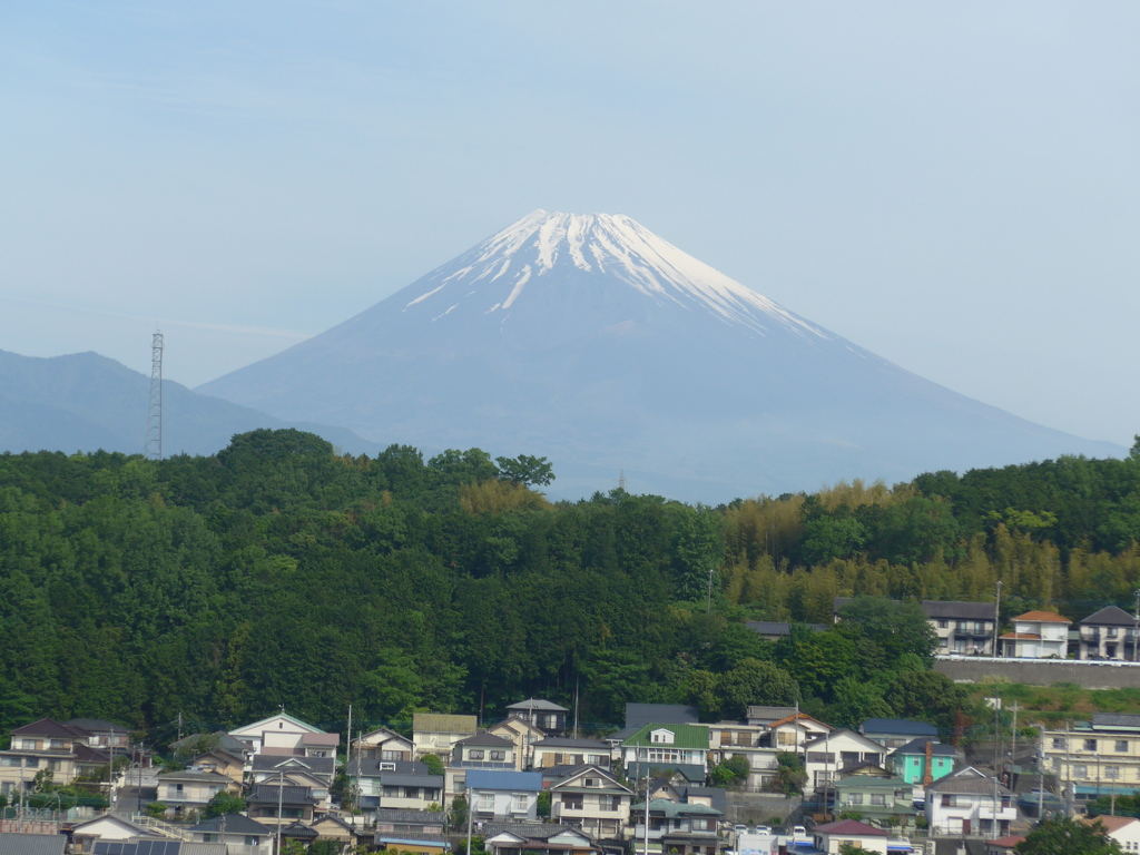 P1090253　 富士山の見える町