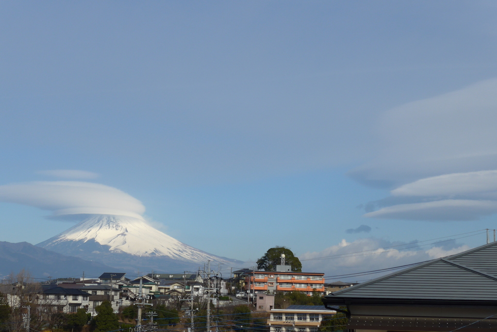 P1320144　2月23日 笠雲とつるし雲