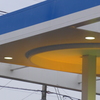 ガソリンスタンドの屋根