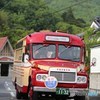 吉ケ原を出るボンネットバス