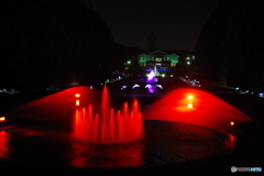 噴水広場ライトアップ赤Ｒ