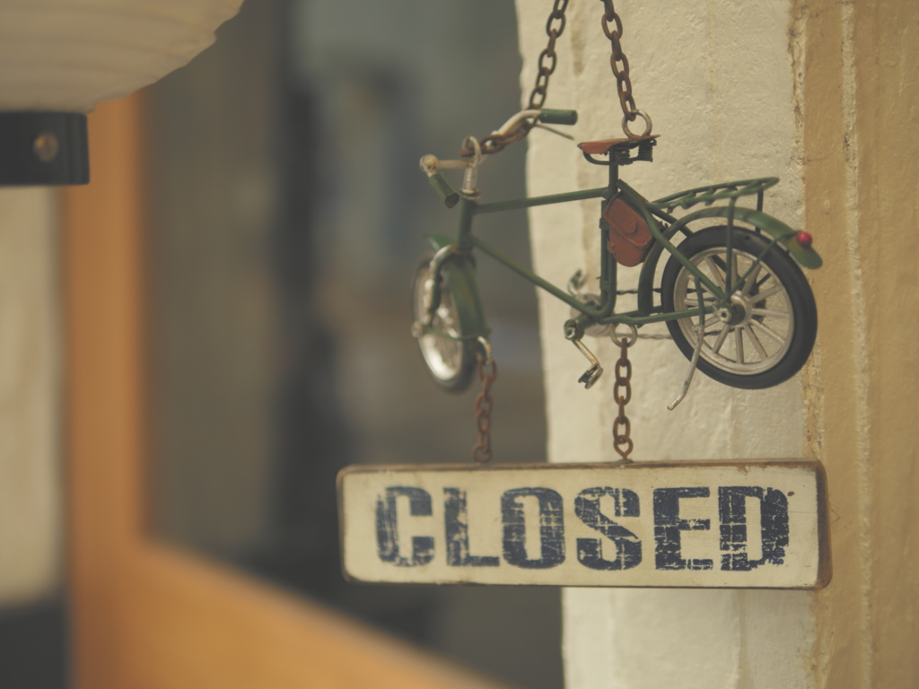 CLOSED 