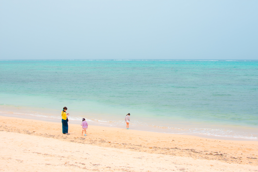 ママ、海入っていい？