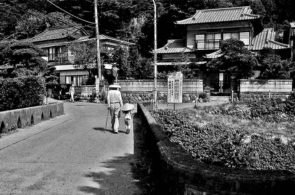 昭和の残像164 巡礼散歩 日向薬師近く 伊勢原市 2004年9月