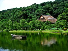 「真夏の静寂」三渓園 横浜市 神奈川県　2006年8月