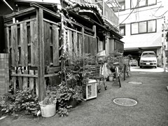 昭和の残像91 傷んだ板塀 日本堤 台東区 2008年10月