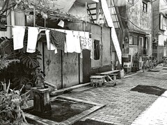 昭和の残像11 「路地奥の井戸」佃一丁目 中央区 2005年1月