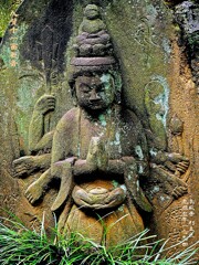 八臂十一面観音　元禄7年1694 真盛寺 杉並区