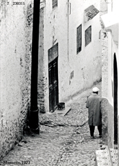 「石畳の坂」　Morocco1973　(7)