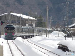 颯爽と