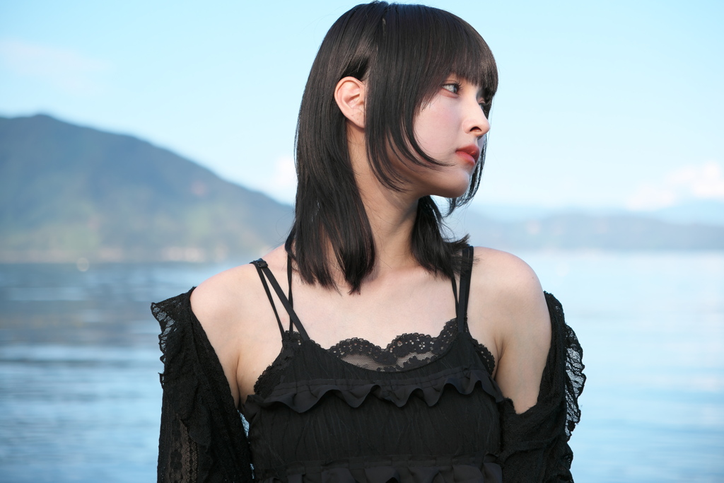 秋の湖畔にて(６)