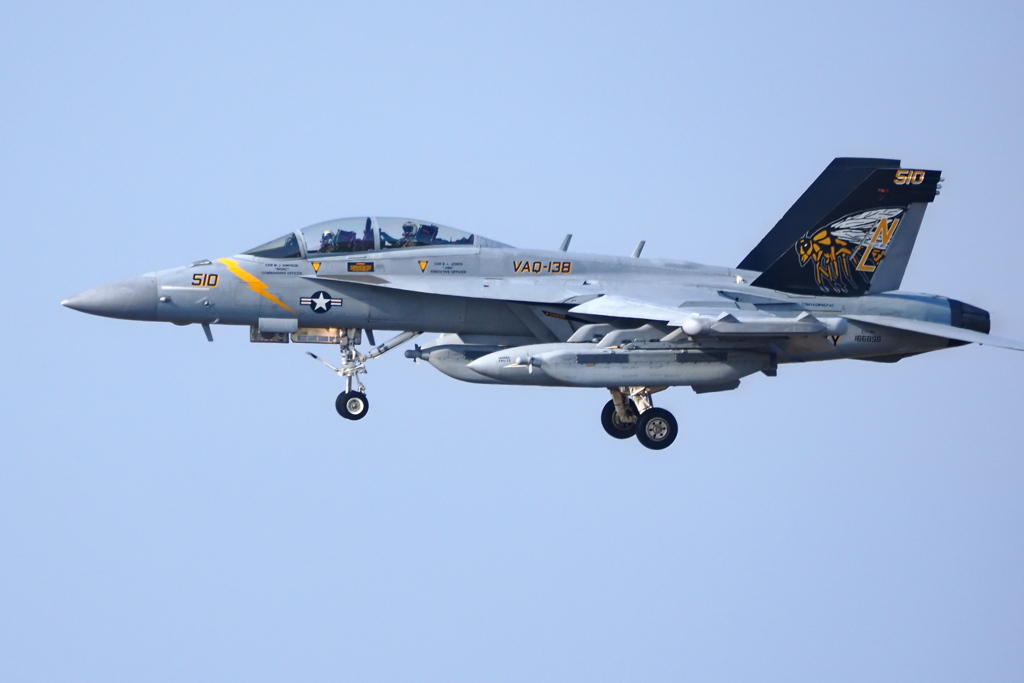 三沢の在籍機達８(EA-18G)