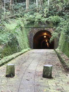 明治トンネル-2