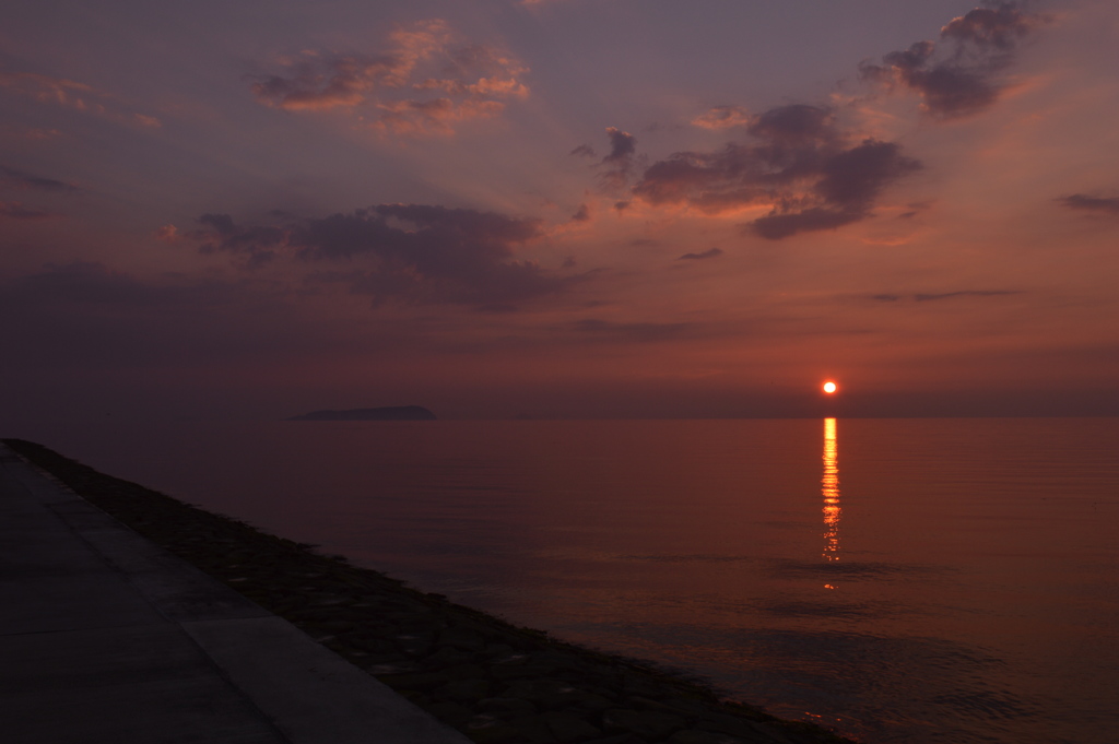 夕日に
