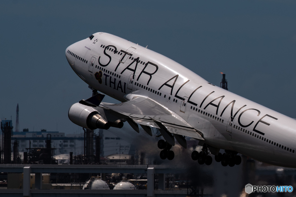 747 takeoff!!