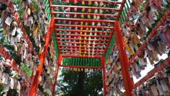 田無神社の七夕　てるてる短冊トンネル