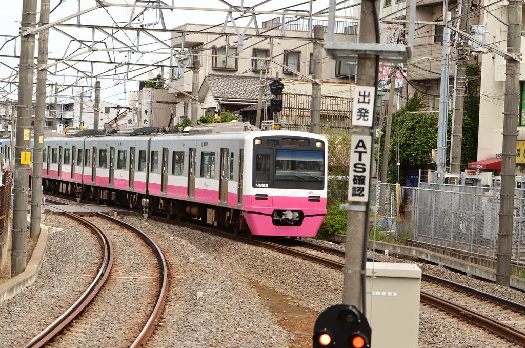 新京成　ピンク