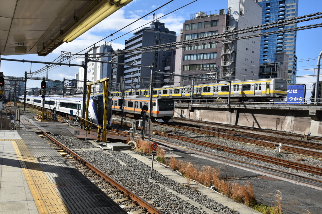 新宿駅にて2