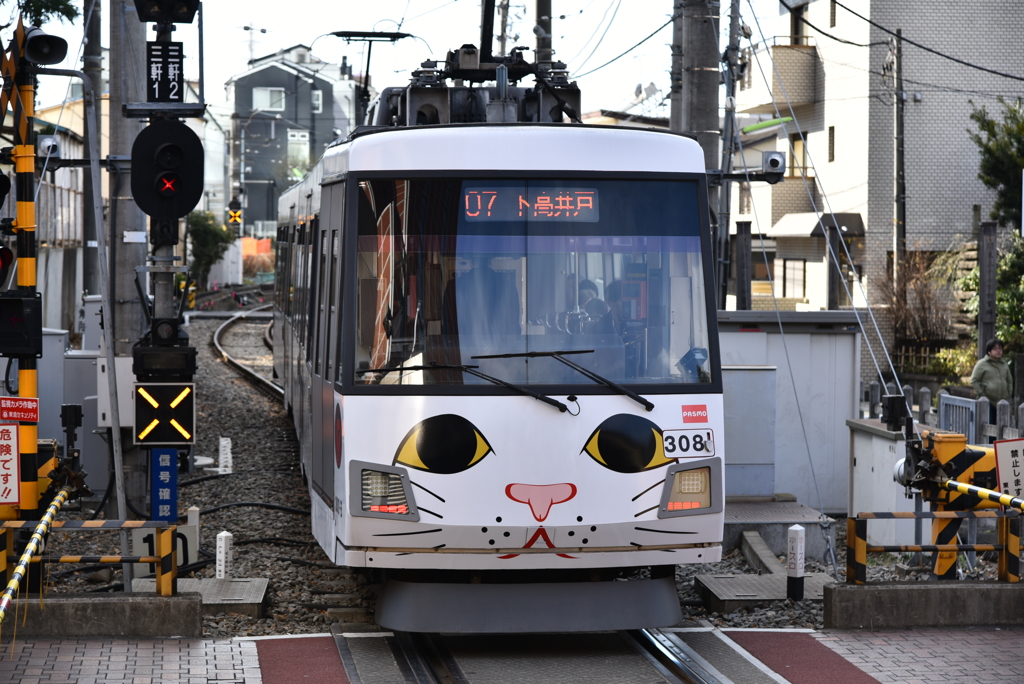 東急世田谷線　招き猫