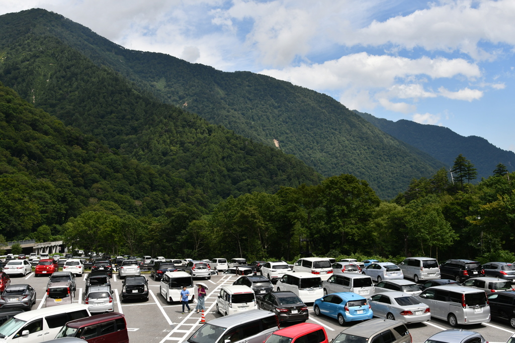 トロリーバス扇沢駅より