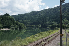 只見線　会津川口駅ホーム